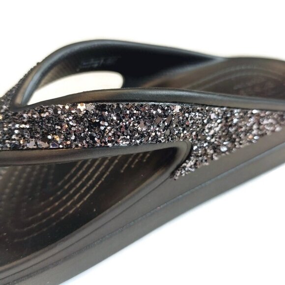 CROCS Sloane Glitter Wedge Flip Flops Womens Size 7 Lightweight Slip On Sandals - Picture 4 of 9